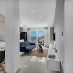 Blue Dream Mit Balkon By Interhome アパート