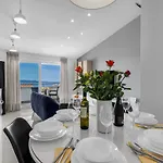 アパート Blue Dream Mit Balkon By Interhome