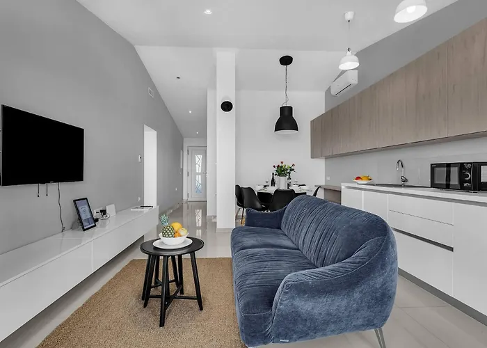Blue Dream Mit Balkon By Interhome * Makarska