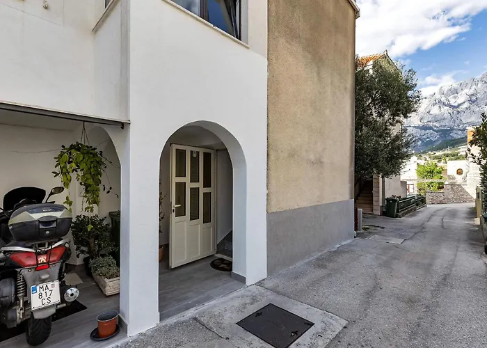 Blue Dream Mit Balkon By Interhome Makarska